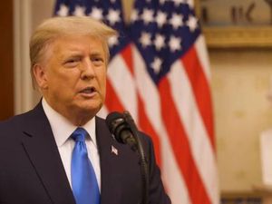 Pengacara Trump Nilai Sidang Pemakzulan Akan Timbulkan Kehancuran Bagi AS