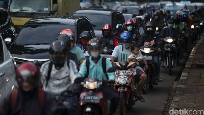Hati-hati Dehidrasi, Perhatikan Ini Jika Naik Motor saat Puasa