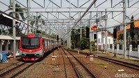Mulai 1 Februari, KRL Jogja-Solo mulai diujicobakan untuk masyarakat umum dengan menggunakan Kartu Multi-Trip sebagai alat tukar pembayaran untuk mengurangi persebaran COVID-19.