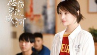 Beragam serial dan film pernah dibintangi Zheng Shuang namun namanya mulai terkenal usai tampil dalam drama re-make Meteor Garden yakni Meteor Shower pada 2009. Internet/Weibo