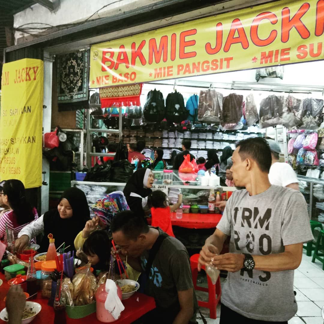 Ada Nasi Tim hingga Soto Betawi Enak di Dalam 5 Pasar Ini