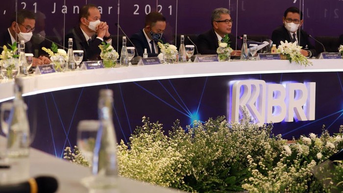 PT. Bank Rakyat Indonesia (Persero) Tbk. menyelenggarakan Rapat Umum Pemegang Saham Luar Biasa (RUPSLB) di Jakarta (21/1). Dalam RUPSLB tersebut perseroan kian menegaskan fokus BRI untuk membangkitkan UMKM yang merupakan tulang punggung perekonomian nasional melalui perubahan nomenklatur dan pengurus perusahaan.
