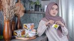 Cantiknya Wirda Mansur, Putri Yusuf Mansyur yang Hobi Ngopi
