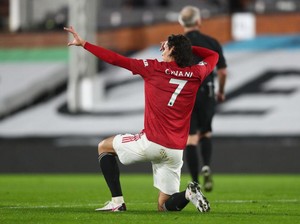 Bisakah Cavani Kasih Nomor 7 MU ke Ronaldo? Ini Aturannya