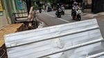 Hati-hati! Ada Galian Jalan Tanpa Rambu di Kemang