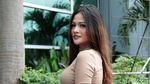 7 Potret Hesty Klepek Klepek yang Masih Rahasiakan Identitas Suami