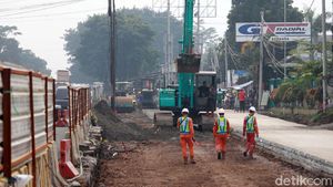 Jalan Soekarno Hatta Bandung Dilebarkan