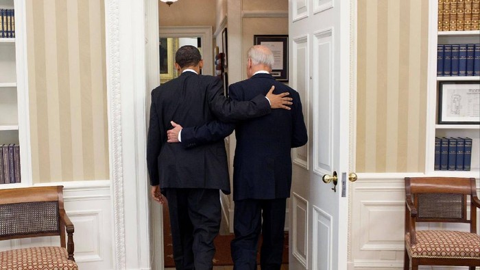 Barrack Obama dan Joe Biden.