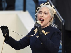 8 Perawatan Kecantikan Aneh Artis di Rumah, Mandi Es & Krim Wasir untuk Mata