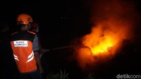 Lokasi ledakan hanya sekitar 100 meter di sebelah selatan permukiman penduduk Dusun Dateng, Desa Mojotamping, Kecamatan Bangsal.
