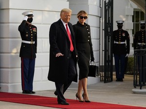Vaksinasi Rahasia di Gedung Putih untuk Trump dan Melania