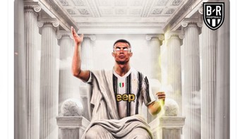 Ronaldo pun seakan menjadi dewa bola. Foto: istimewa