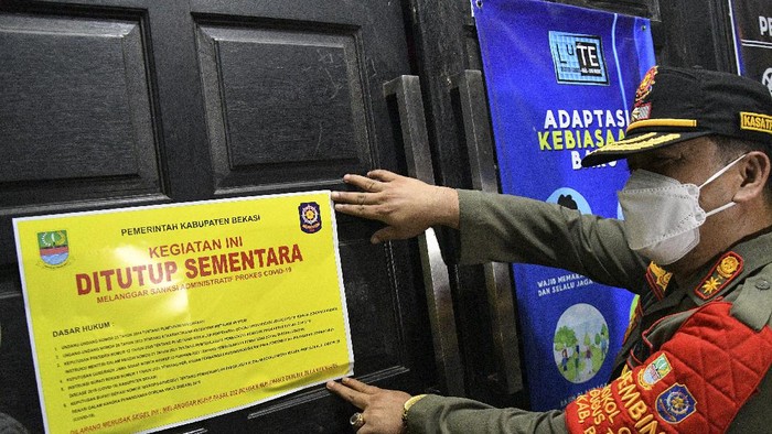 Penerapan pemberlakuan pembatasan kegiatan masyarakat (PPKM) diperpanjang hingga 2 minggu ke depan. Lantas sudah efektifkah penerapan PPKM di masyarakat?