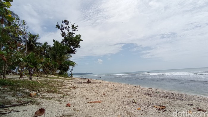 Pantai Karapyak