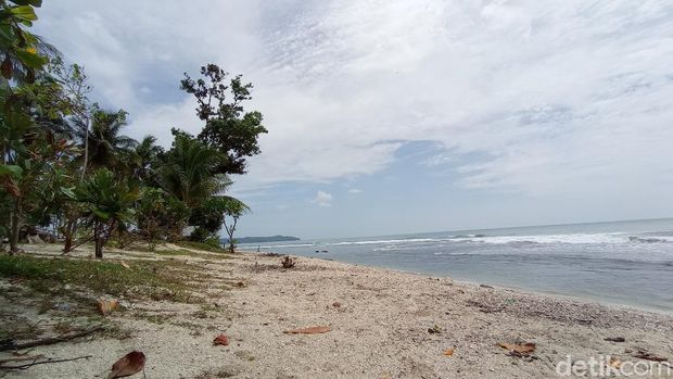 Pantai Karapyak