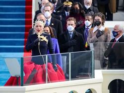 Potret Perbedaan Pelantikan Presiden AS Donald Trump dan Joe Biden