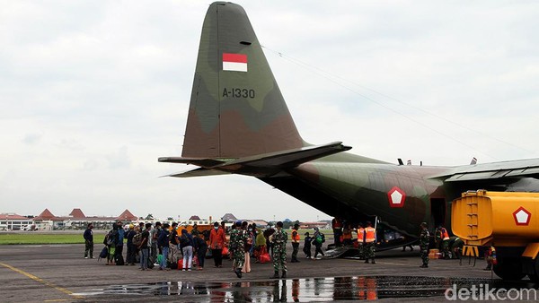 Pengungsi Gempa Sulbar Tiba di Bandara Adi Soemarmo Solo
