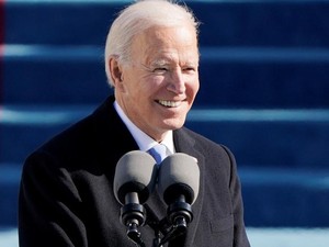 Hari Pertama Kerja, Joe Biden Sudah Buat Kebijakan Apa Saja?