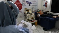 Lebih lanjut ia mengatakan pemerintah melalui PMI telah menyiapkan tempat hingga data untuk mereka yang membutuhkan donor dari plasma konvalesen ini. Ia juga berharap gerakan ini dapat dilakukan di berbagai daerah Indonesia.