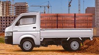 Selain perubahan pada sisi eksterior, untuk menunjang faktor keamanan, Suzuki New Carry Pick Up yang dipasarkan mulai Januari 2021 sudah dilengkapi Alat Pemadam Api Ringan (APAR) yang terletak di bawah glove box. Foto: dok. Suzuki Indomobil Sales