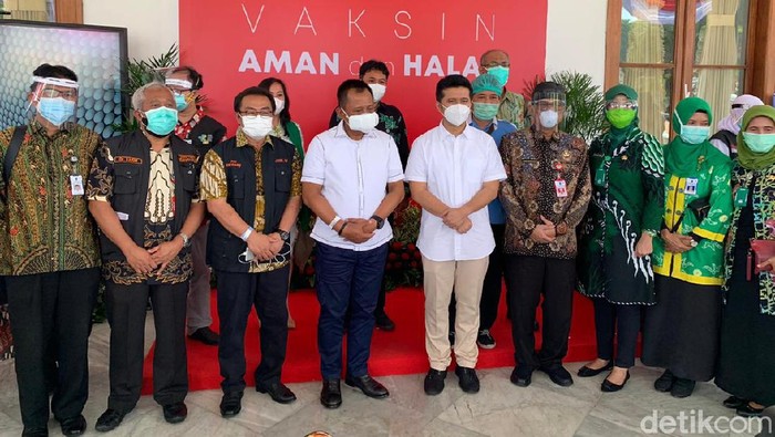 vaksinasi di pemprov Jawa Timur