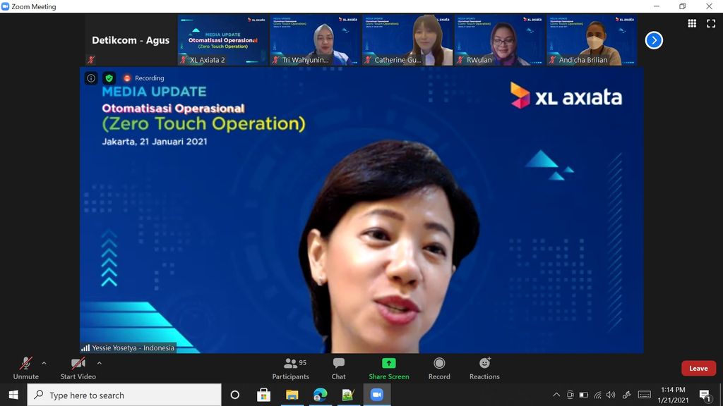 Direktur & Chief Information-Digitalization Officer XL Axiata, Yessie D Yosetya
