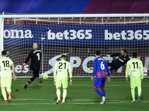 Bobol Gawang Oblak, Kiper Eibar Bukukan Rekor