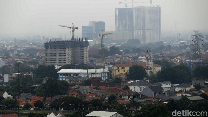 Bekasi yang Kini Berkembang Pesat Pembangunan Bekasi kini semakin maju dan berkembang pesat.
