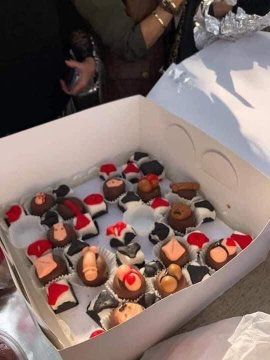 Bikin Cupcake dengan Hisan Bentuk Mr.P, Wanita Mesir Ini Ditangkap