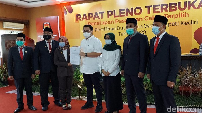 Ditetapkan KPU, Mas Dhito-Mba Mariya Fokus Turunkan Angka COVID-19