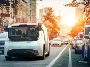 Tantang Apple, Microsoft Buat Mobil Listrik Otonom Bareng GM