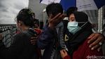 Potret Haru Momen Tabur Bunga Sriwijaya Air