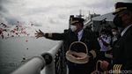 Potret Haru Momen Tabur Bunga Sriwijaya Air