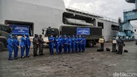 Bantuan dikirim melalui Dermaga 101 JICT, Jakarta Utara, Jumat (22/1/2021).