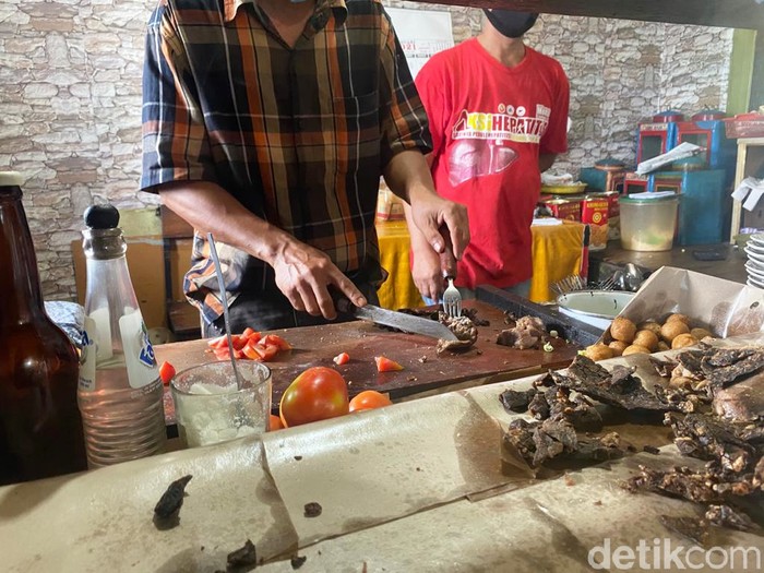 Lezatnya Soto Cawang, Soto Betawi Legendaris di Area Parkir Lezatnya Soto Cawang, Soto Betawi Legendaris di Area Parkir
