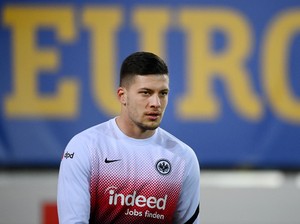 Jovic Belum Pikir Balik ke Real Madrid