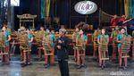 Setengah Abad Lestarikan Angklung, Kini Saung Udjo Terancam Tutup