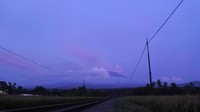 Status Gunung Raung naik dari level I atau normal menjadi level II atau waspada karena mengalami erupsi kecil sejak Rabu (20/1).