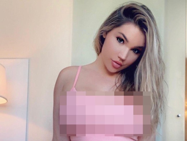 Whitney mengaku kini tidak berani pergi sendirian. Dia bahkan berpikir untuk membeli senjata untuk memproteksi dirinya.  Foto: Instagram