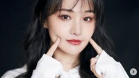 Kariernya pun sangat moncer hingga akhirnya tersandung masalah sewa rahim yang ramai baru-baru ini. Dok. Instagram/zhengshuang91