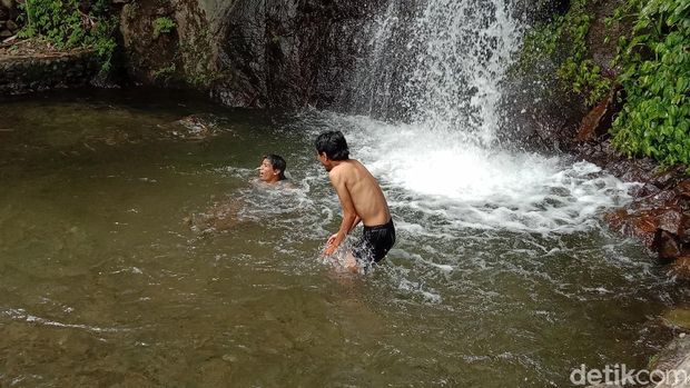 Air Terjun Kali Banteng