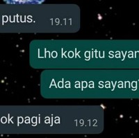 Definisi putus yang tertunda. Padahal kalau ujung-ujungnya tetap putus mah sama aja. Bikin pacarnya jadi auto deg-degan aja kan nungguin kabar hubungannya. Foto: Instagram/@galeri_alami