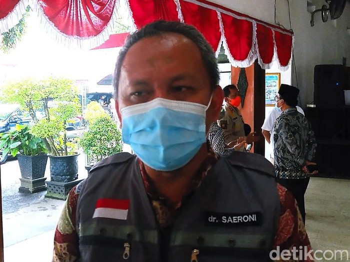 Kepala Dinas Kesehatan Pengendalian Penduduk dan Keluarga Berencana (Dinkes PPKB) Trenggalek Saeroni