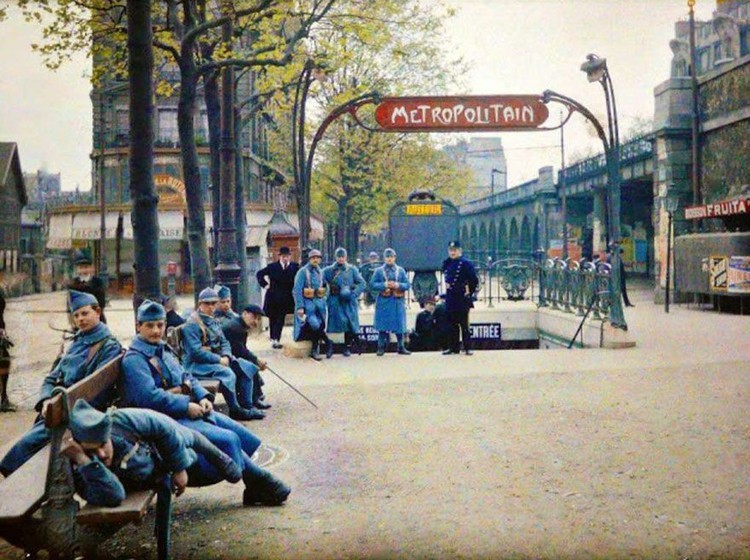 Foto Warna Paling Tua Foto Warna Paling Tua
