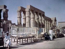 Foto Warna Tertua Rekam Keadaan Dunia Seabad Silam