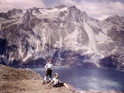 Foto Warna Tertua Rekam Keadaan Dunia Seabad Silam