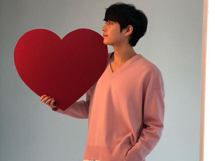 Kim Young Dae akan jadi cameo di True Beauty. Foto: (dok. Instagram) Kim Young Dae akan jadi cameo di True Beauty. Foto: (dok. Instagram)
