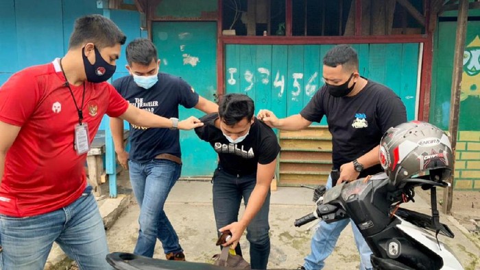 Polres Jakbar tangkap kurir sabu di Pademangan, Jakut