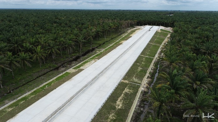 Proyek jalan tol Pekanbaru-Bangkinang 40 km Proyek jalan tol Pekanbaru-Bangkinang 40 km