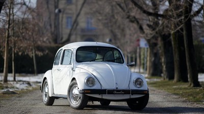 VW Kodok Ini Tahan Peluru dan Ledakan
